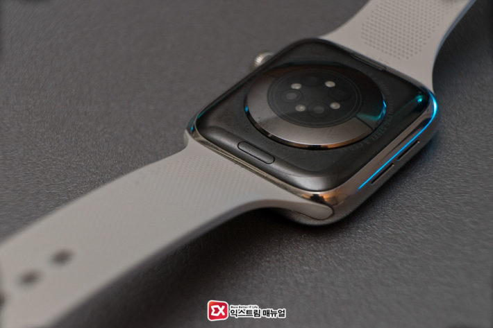 Apple Watch Uag U Dot Silicone Strap Review 8
